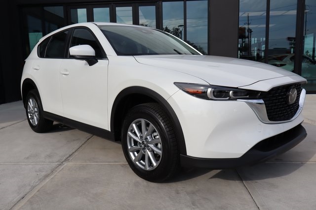 2025 Mazda CX-5 S's photo