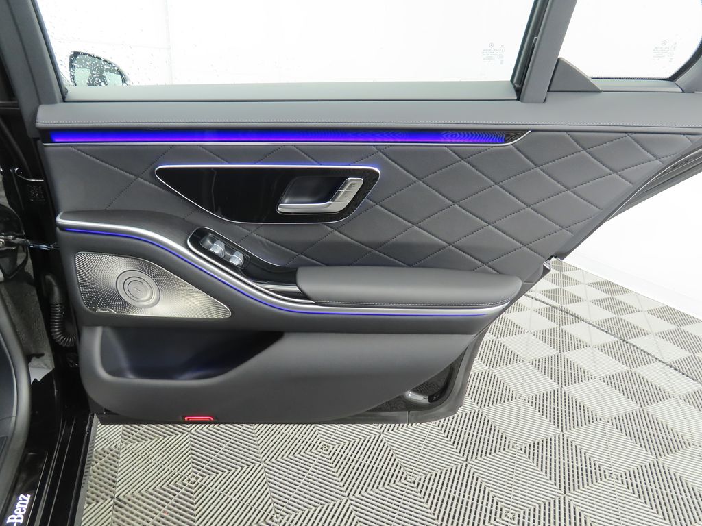 2025 Mercedes Benz S 580 4MATIC photo 27