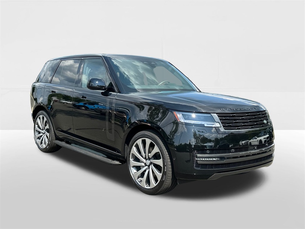 2025 Land Rover Range Rover SE photo 4