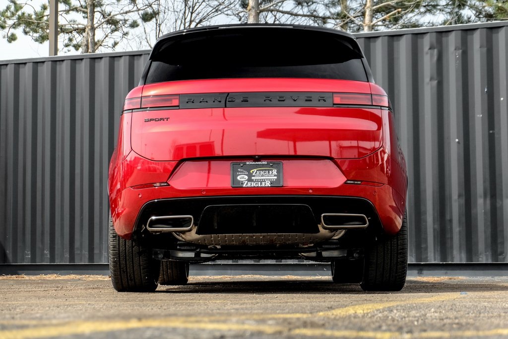 New 2024 Land Rover Range Rover Sport Dynamic SE SUV in Schaumburg