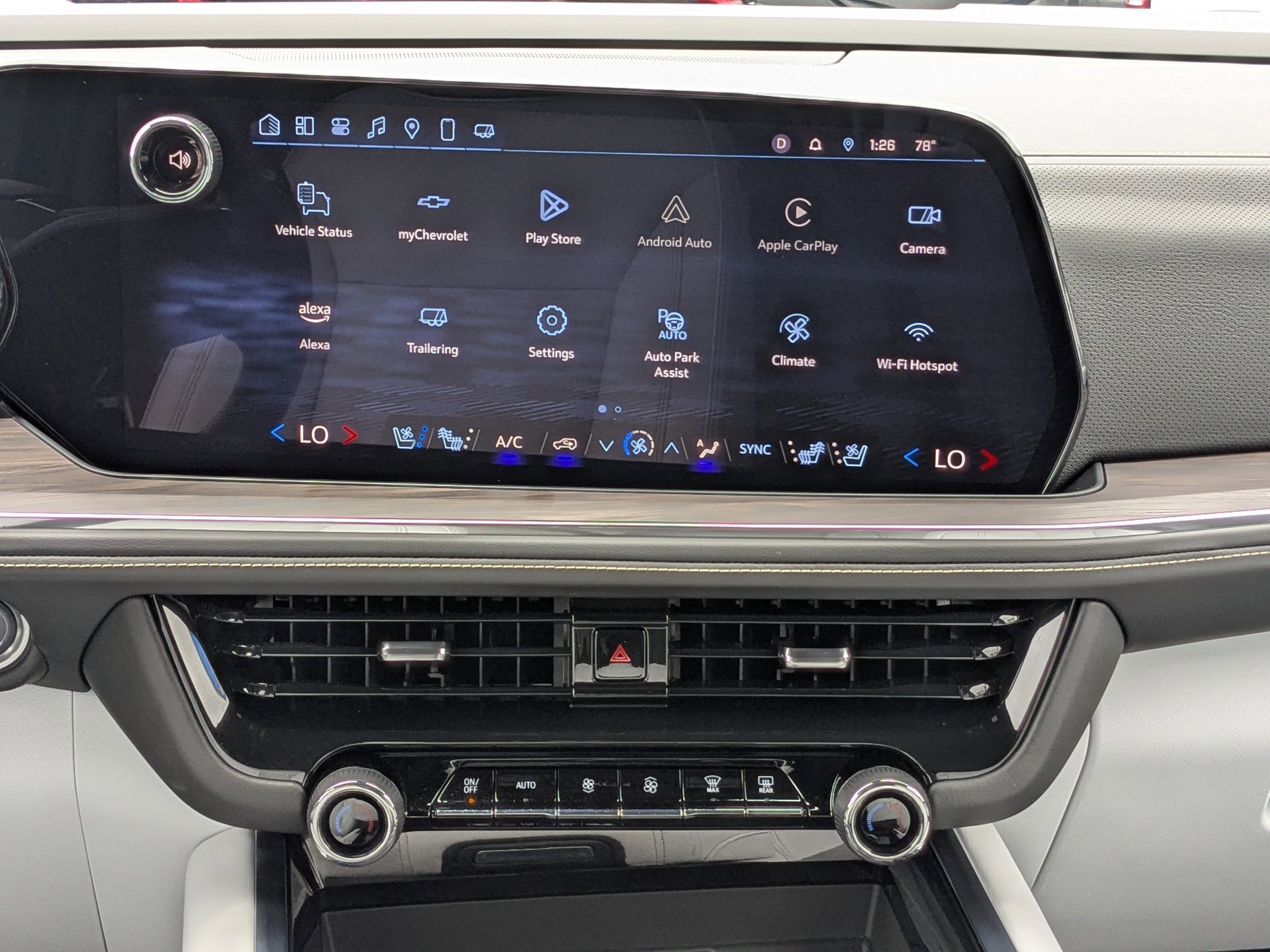 2025 Chevrolet Tahoe Premier photo 18