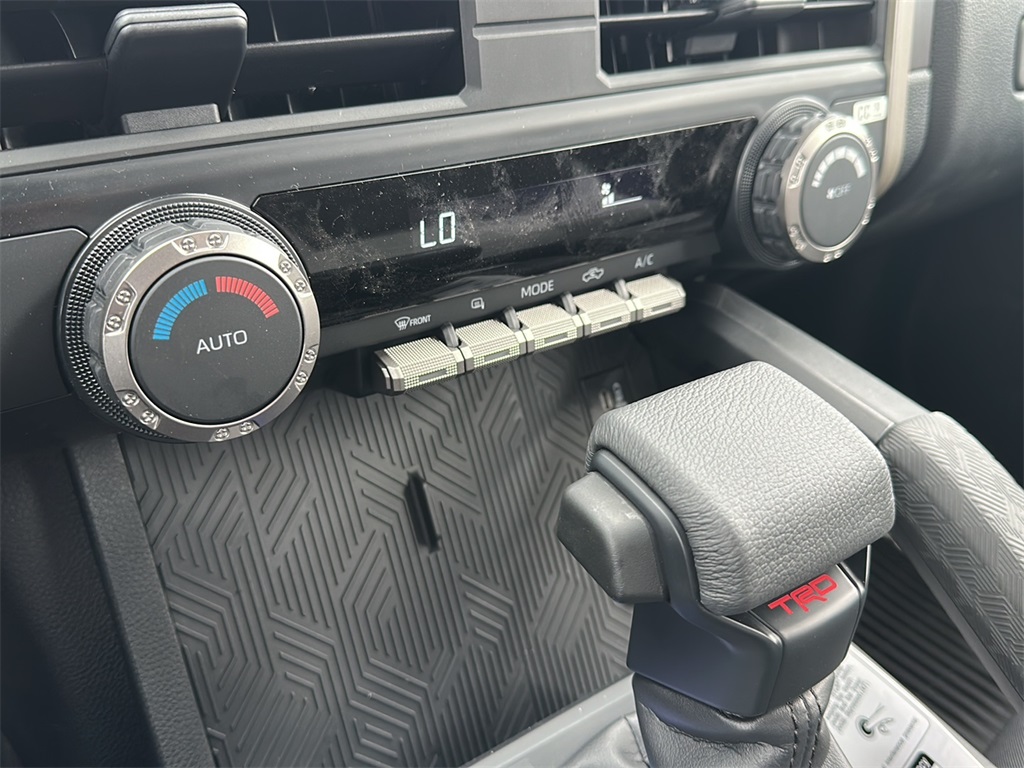 2025 Toyota Tacoma TRD Off-Road 4x4 Double Cab photo 19