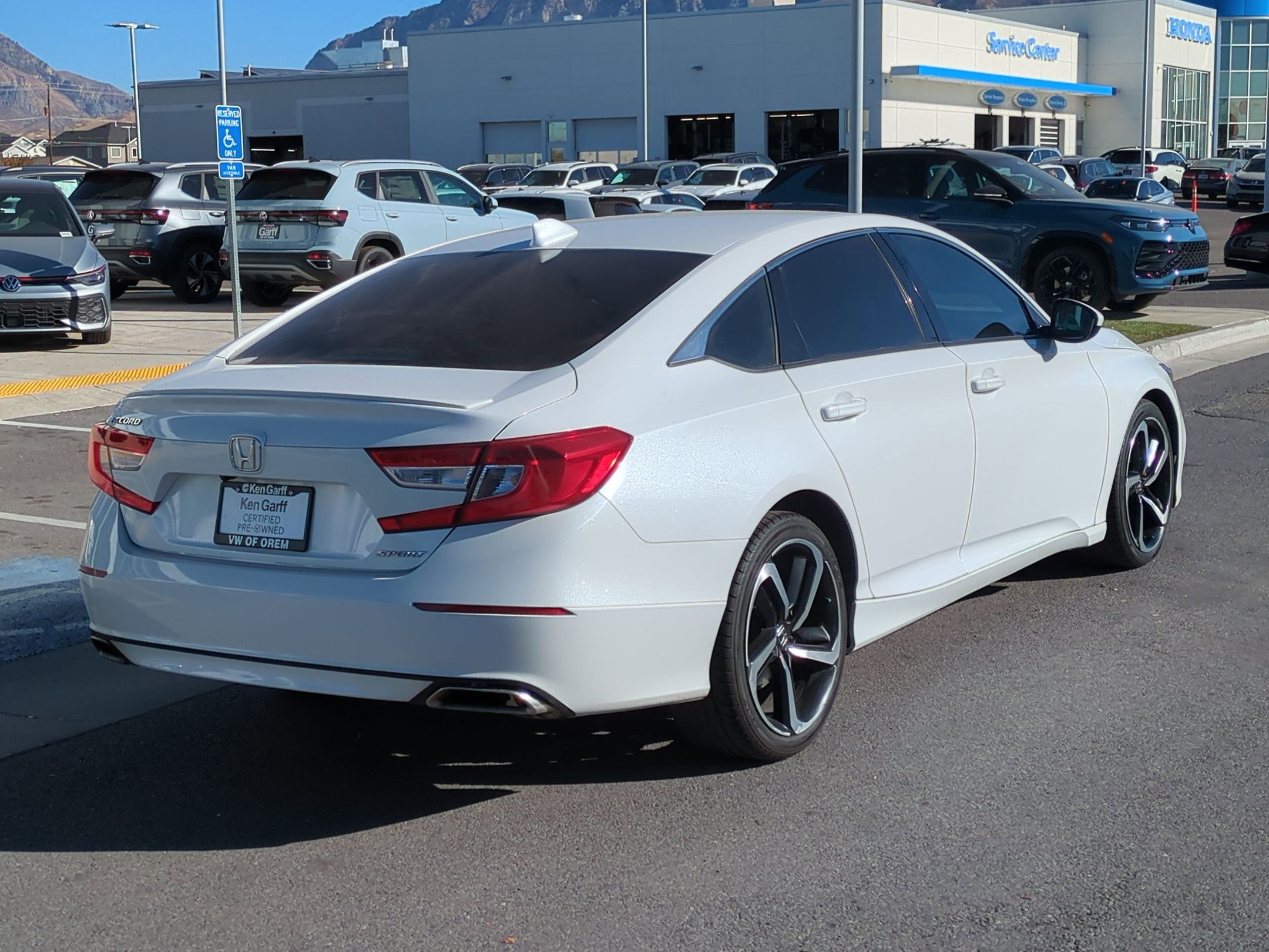2019 Honda Accord Sport 1.5T photo 3