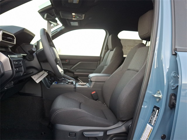 2025 Toyota 4Runner SR5 4WD photo 8