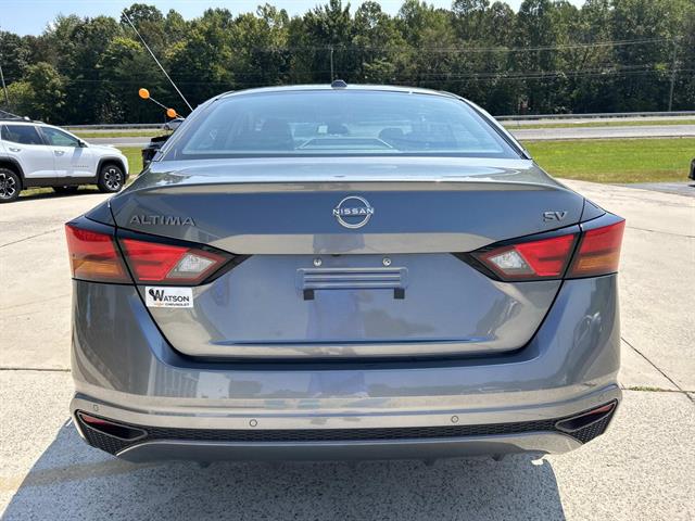 2023 Nissan Altima 2.5 SV photo 5