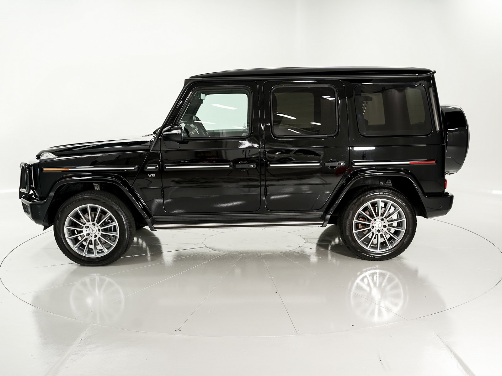 2023 Mercedes Benz G 550 photo 2