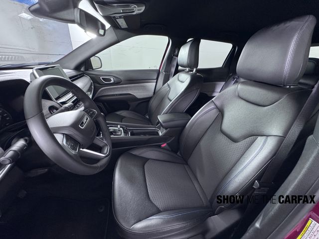 2025 Jeep Compass Latitude photo 15