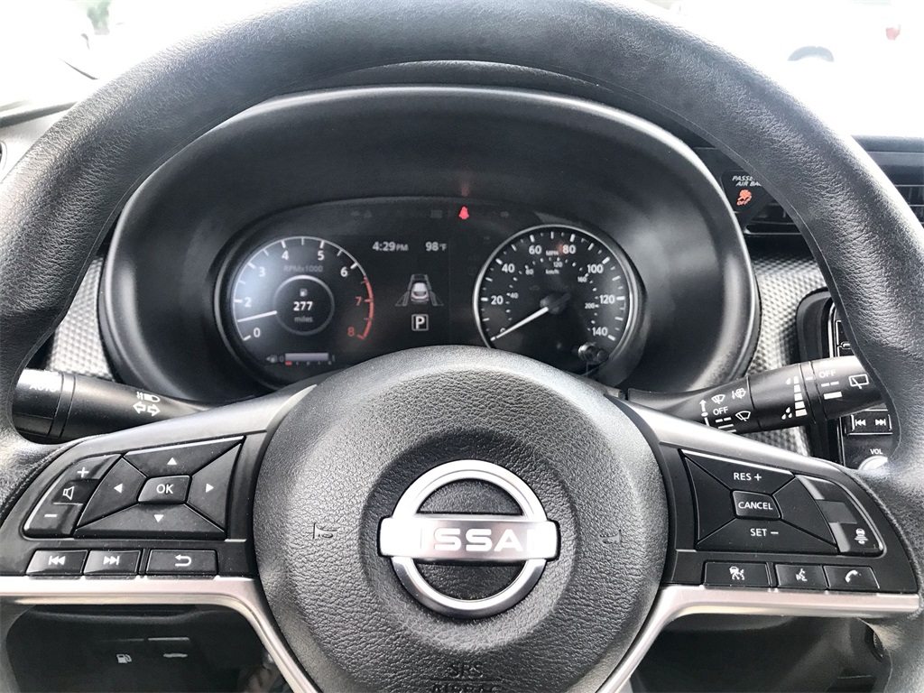 2024 Nissan Kicks SV photo 13