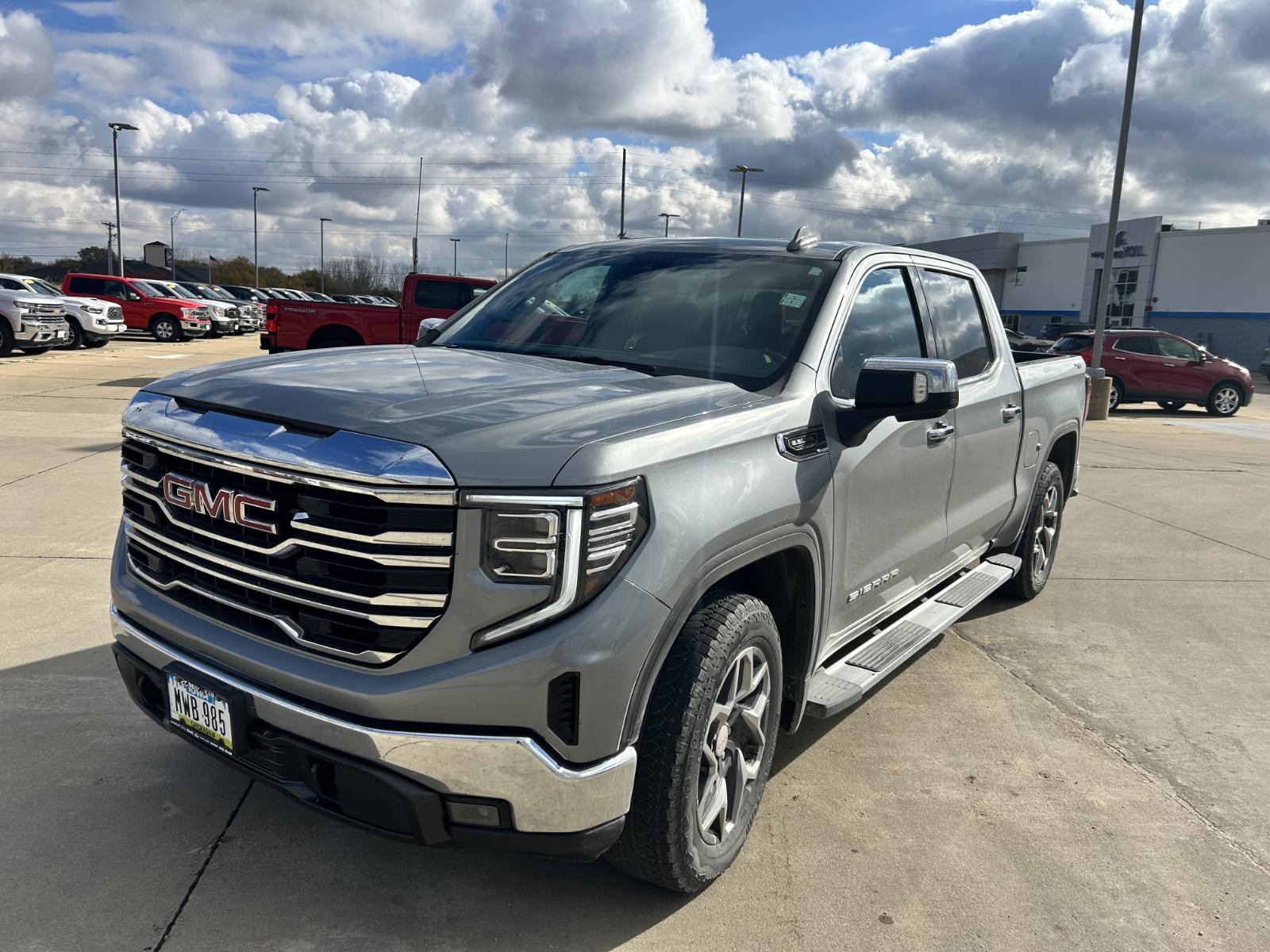 2023 Gmc Sierra 1500 SLT photo 4