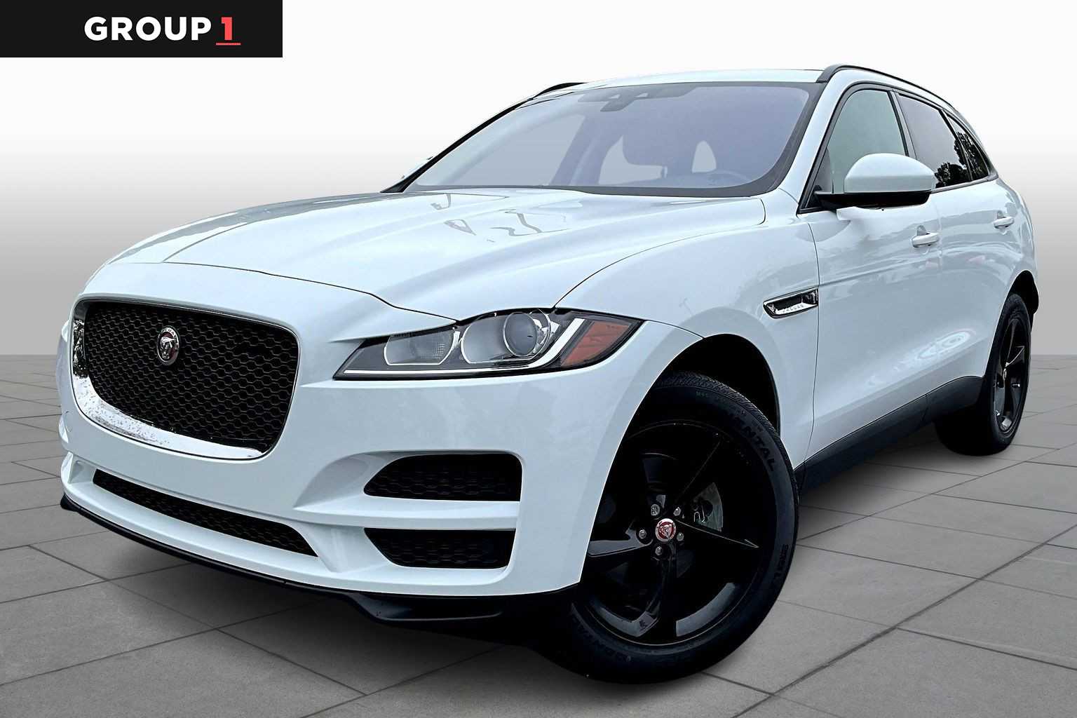 2018 Jaguar F-PACE Premium's photo