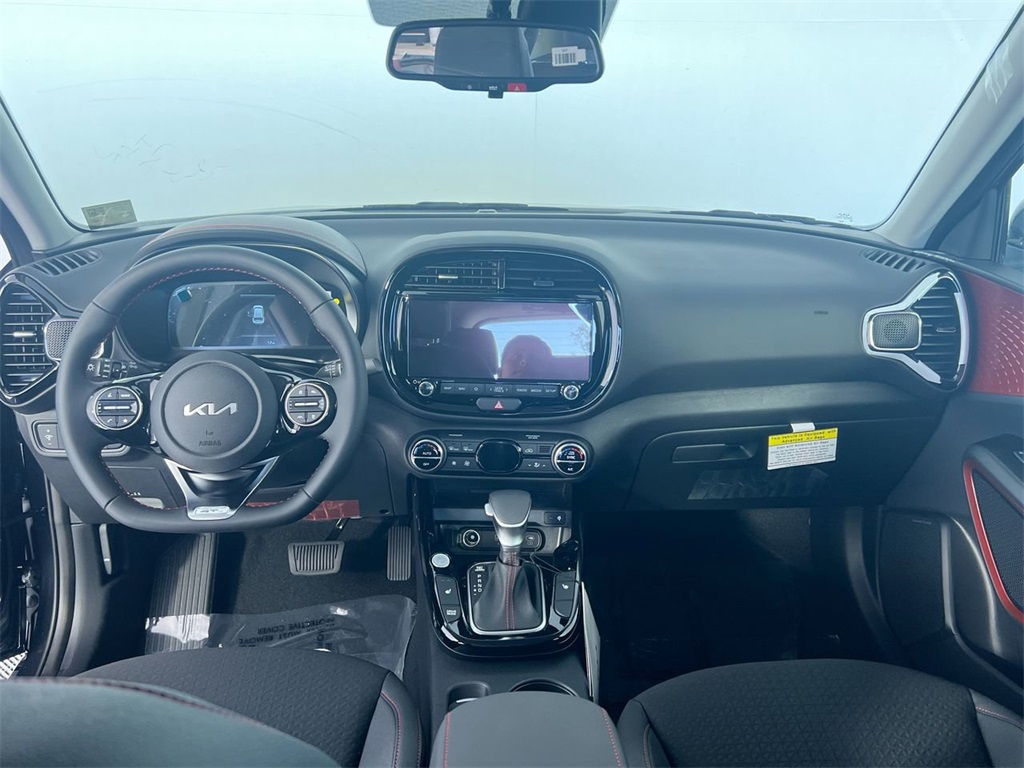 2025 Kia Soul GT-Line photo 28