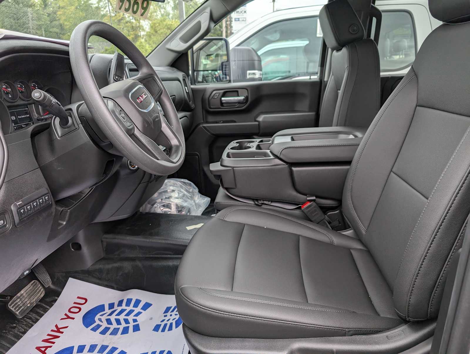 2024 Gmc Sierra 3500 HD Pro photo 3