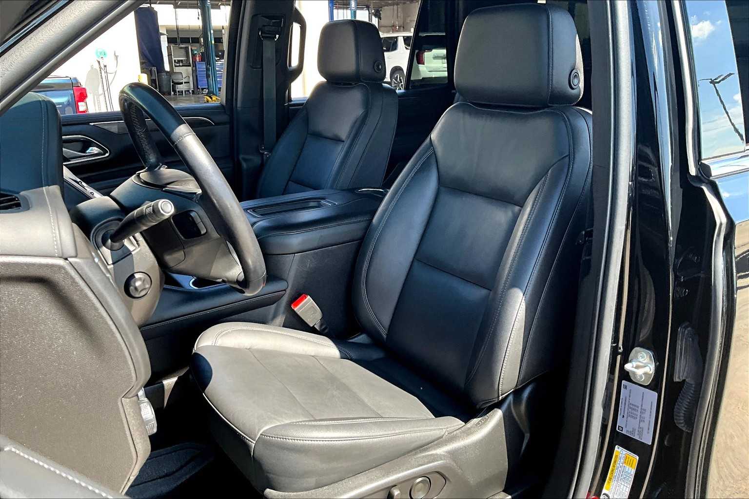 2021 Chevrolet Tahoe LT photo 6