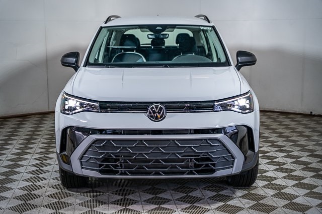2025 Volkswagen Taos S photo 4