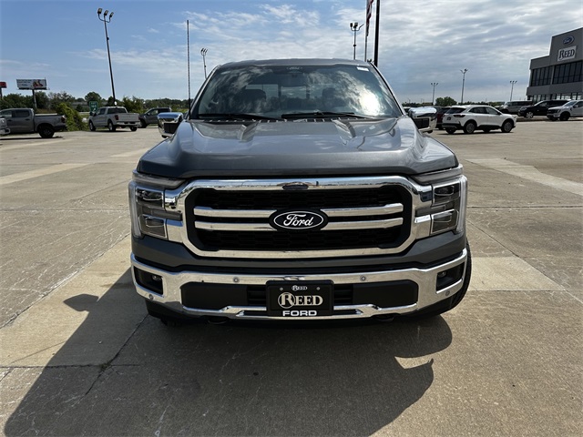 2025 Ford F-150 Lariat photo 3