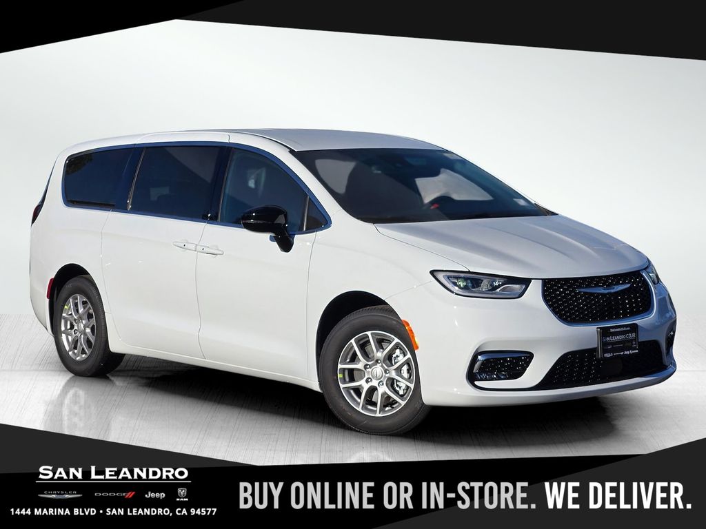 2026 Chrysler Pacifica