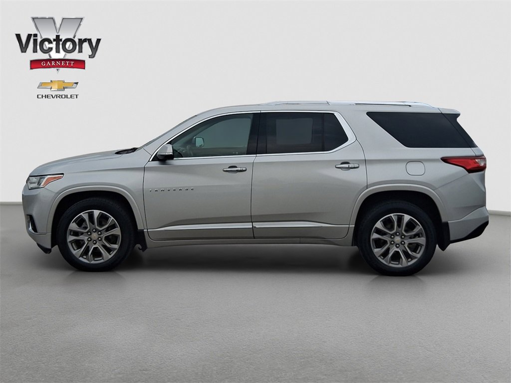 2021 Chevrolet Traverse Premier photo 3