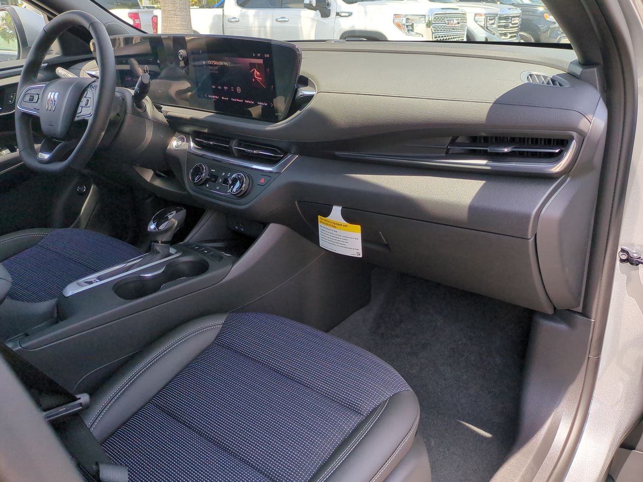 2025 Buick Envista Preferred photo 28