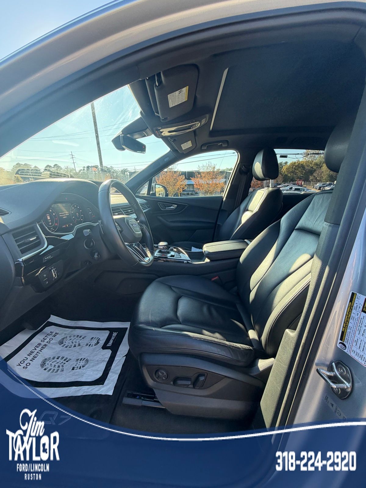 2019 Audi Q7 55 Premium Plus photo 2