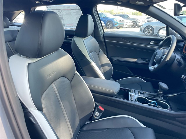 2026 Kia K5 GT-Line photo 45