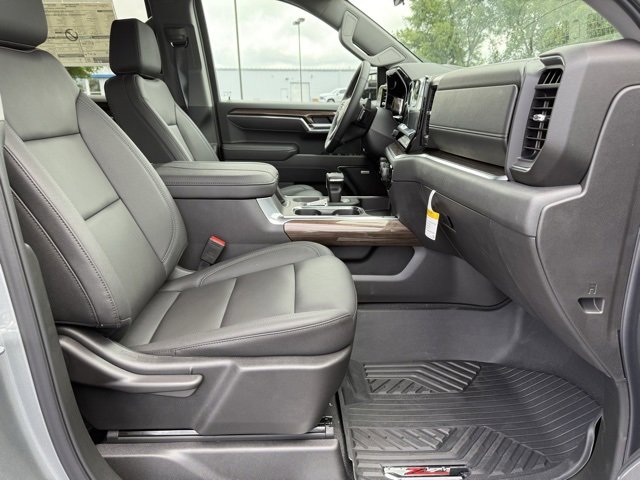 2025 Chevrolet Silverado 1500 LT Trail Boss photo 7