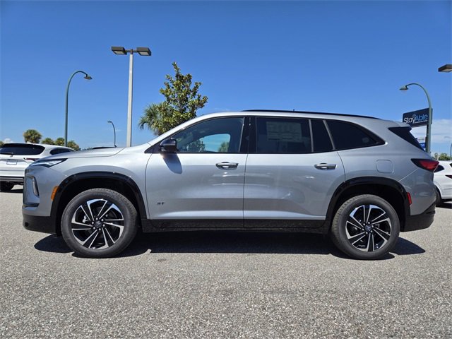 2026 Buick Enclave Sport Touring photo 4