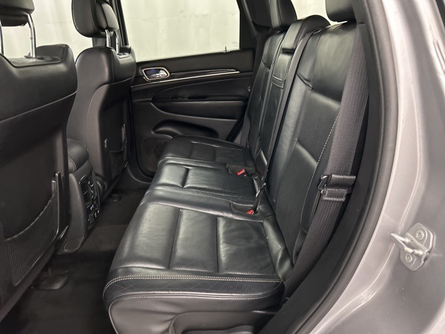 2015 Jeep Grand Cherokee Overland photo 25