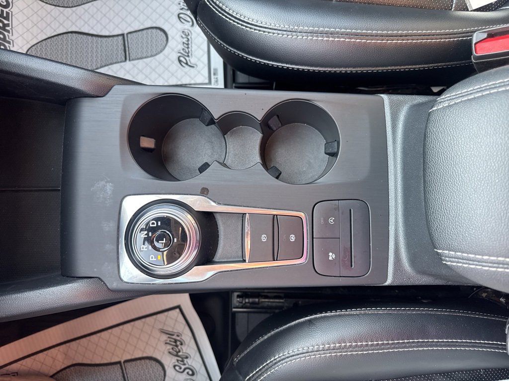 2021 Ford Escape SEL photo 21