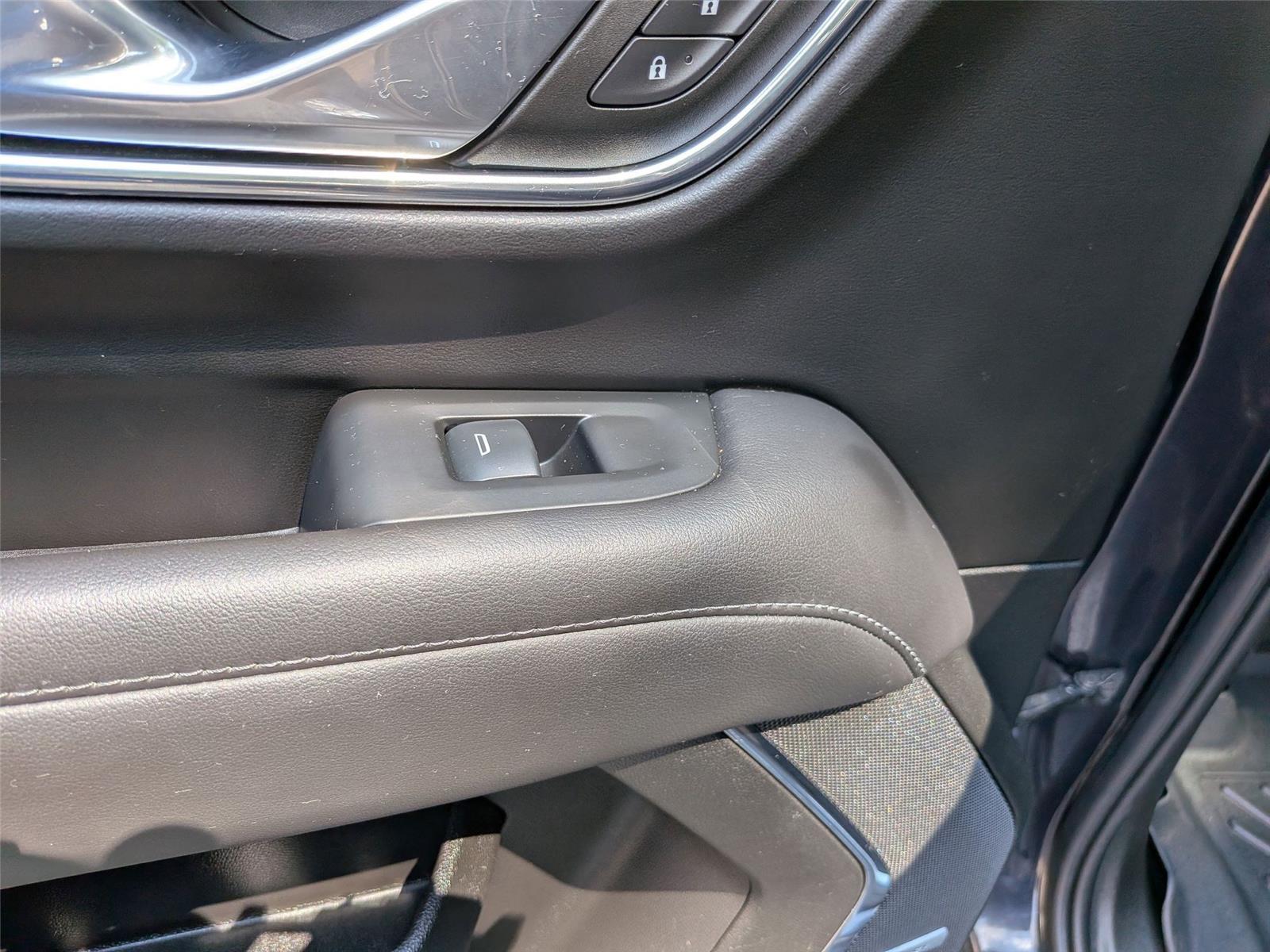2023 Chevrolet Tahoe LT photo 28