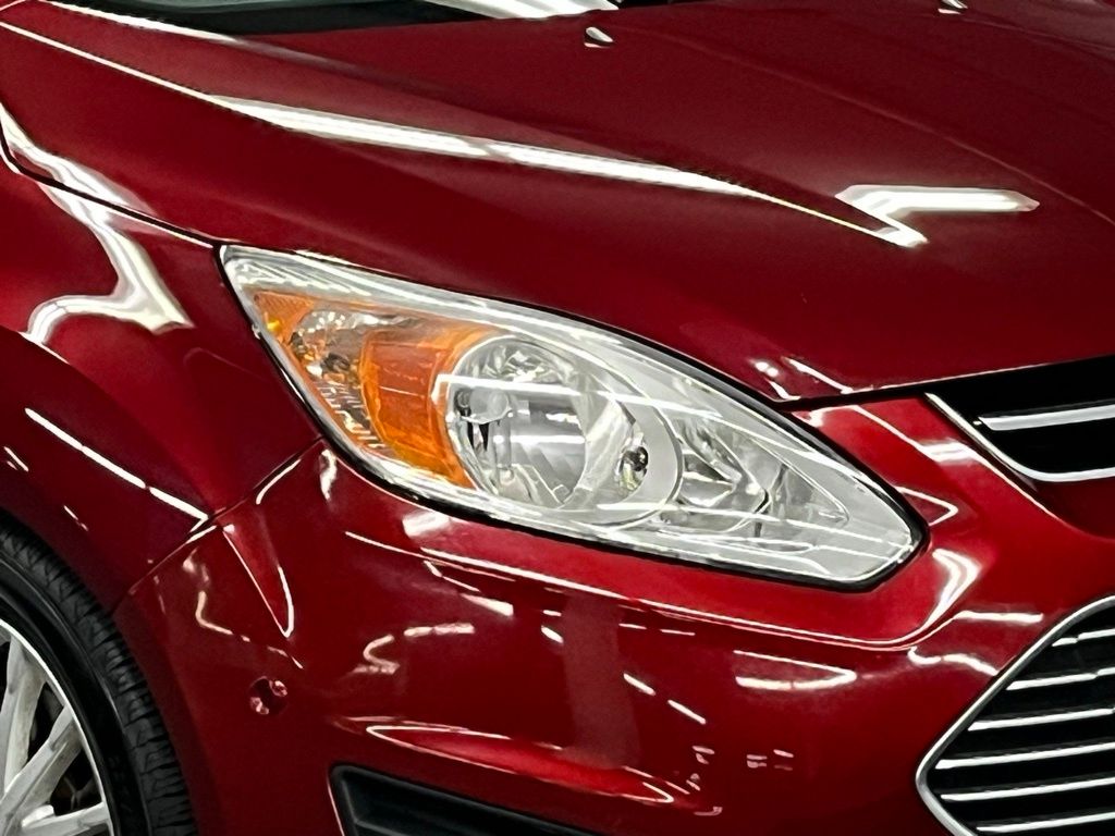 2016 Ford C-Max Energi SEL photo 33