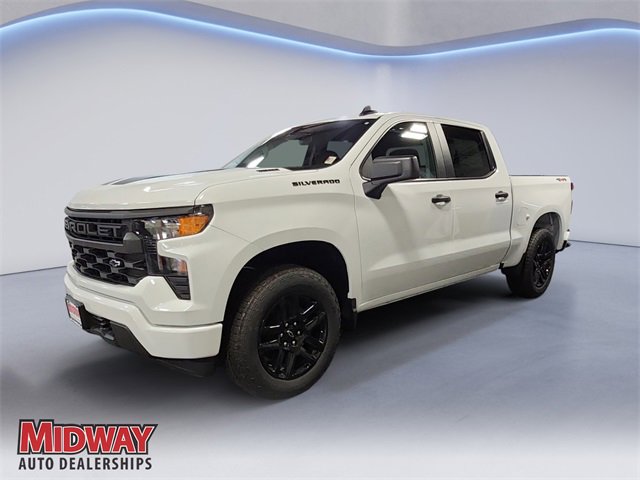 2026 Chevrolet Silverado 1500 Custom's photo