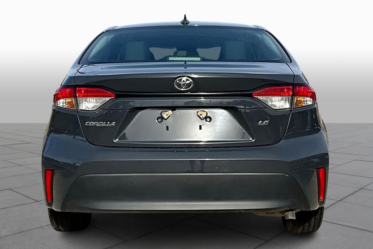 2023 Toyota Corolla LE photo 4