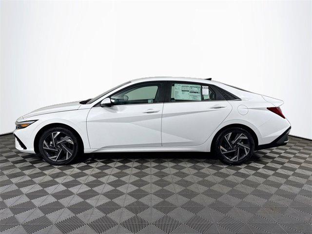 2025 Hyundai Elantra Hybrid Limited photo 2