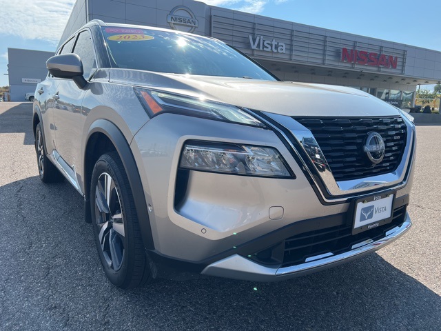2023 Nissan Rogue Platinum photo 44