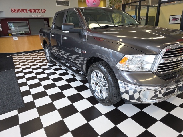 2016 Ram 1500 Big Horn photo 3