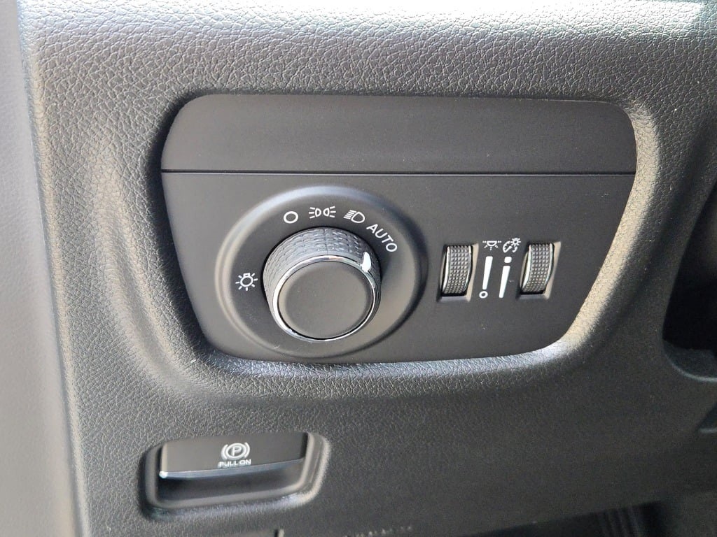 2025 Jeep Grand Cherokee Altitude X photo 27