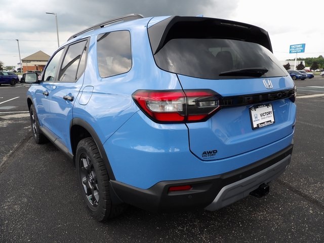 2025 Honda Pilot TrailSport photo 5