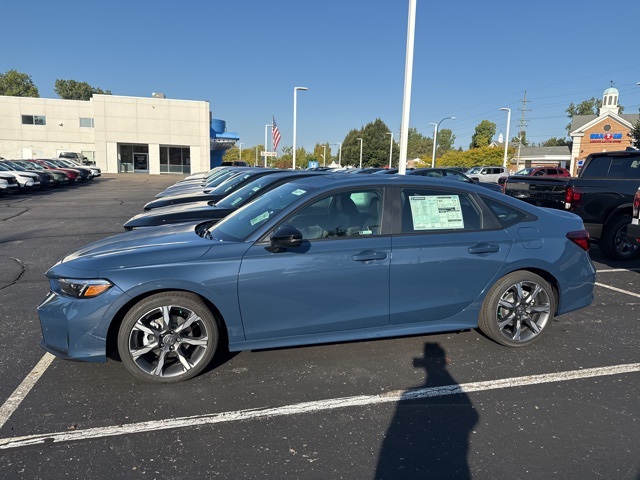 2026 Honda Civic Hybrid Sport Touring photo 4