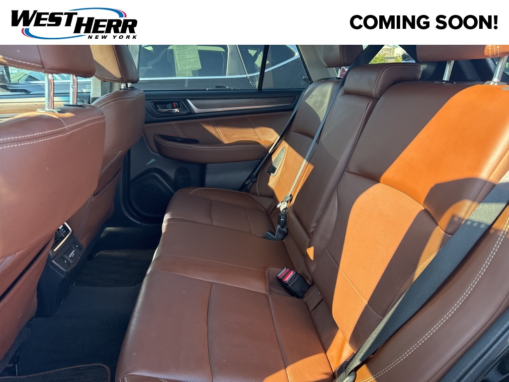 2018 Subaru Outback 3.6R Touring photo 6