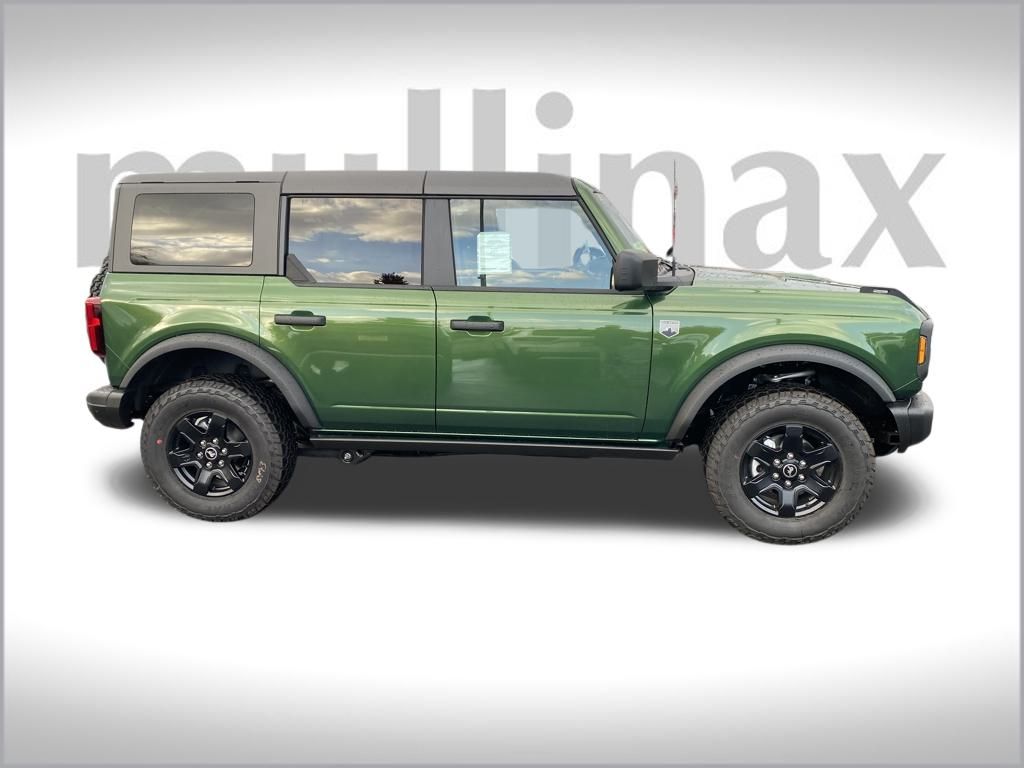 2025 Ford Bronco Big Bend photo 2