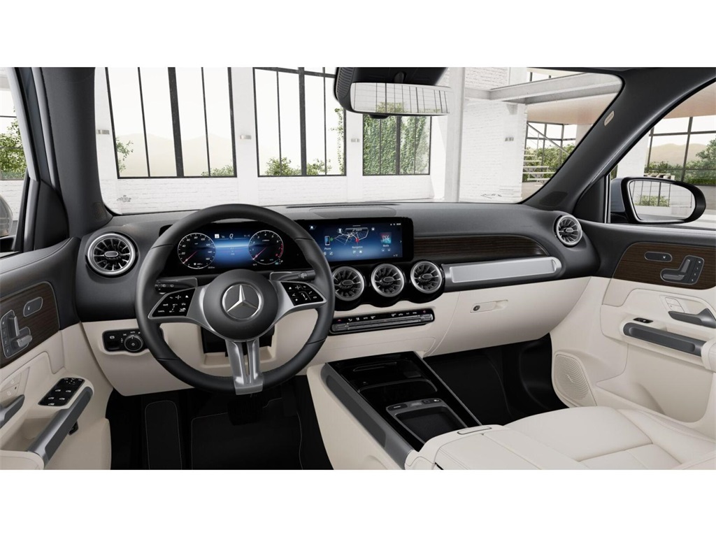2025 Mercedes Benz GLB 250 photo 3