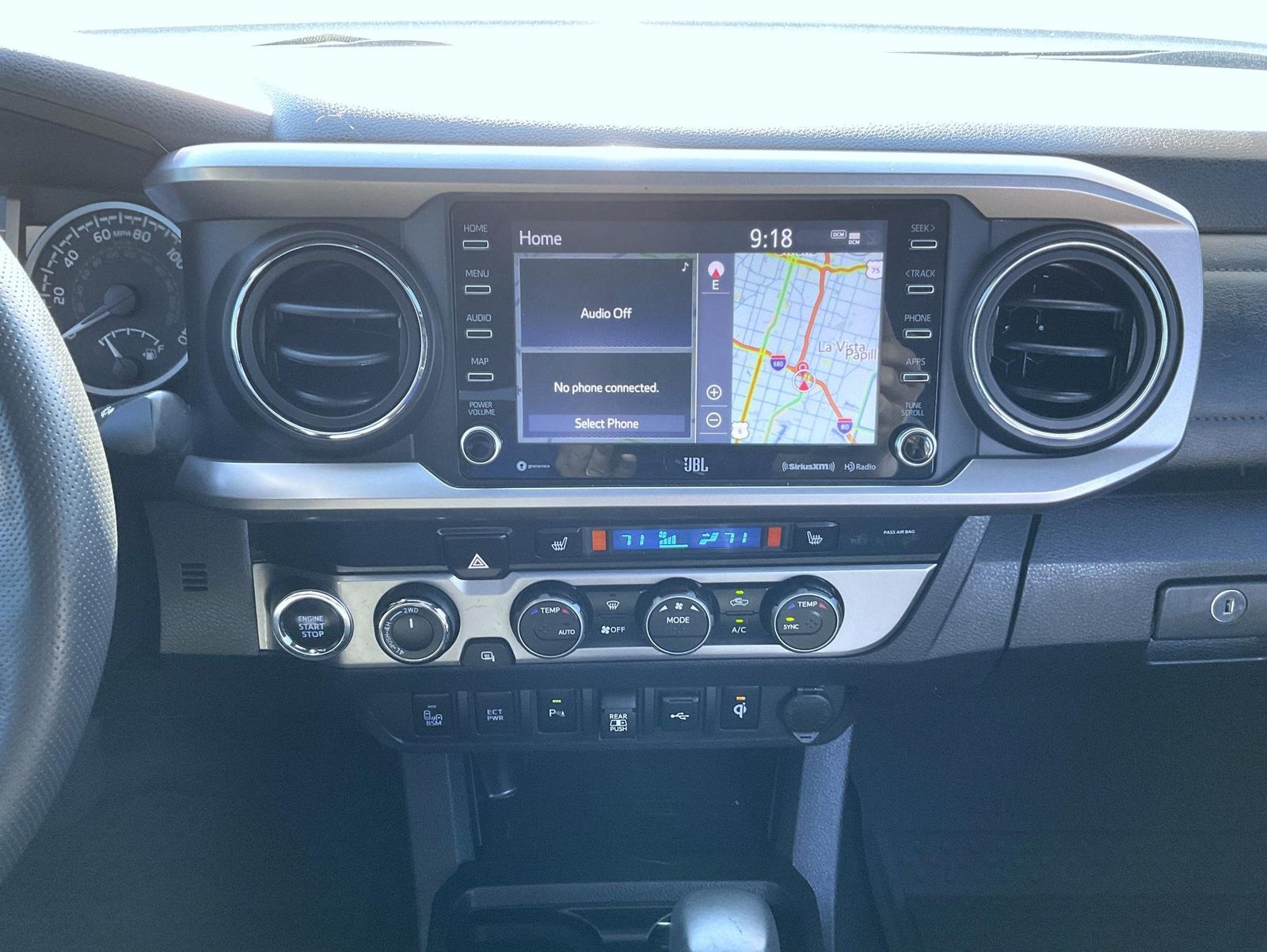 2023 Toyota Tacoma Limited photo 11