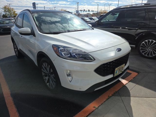 2020 Ford Escape Titanium Hybrid photo 2