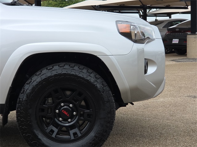 2023 Toyota 4Runner SR5 Premium photo 2