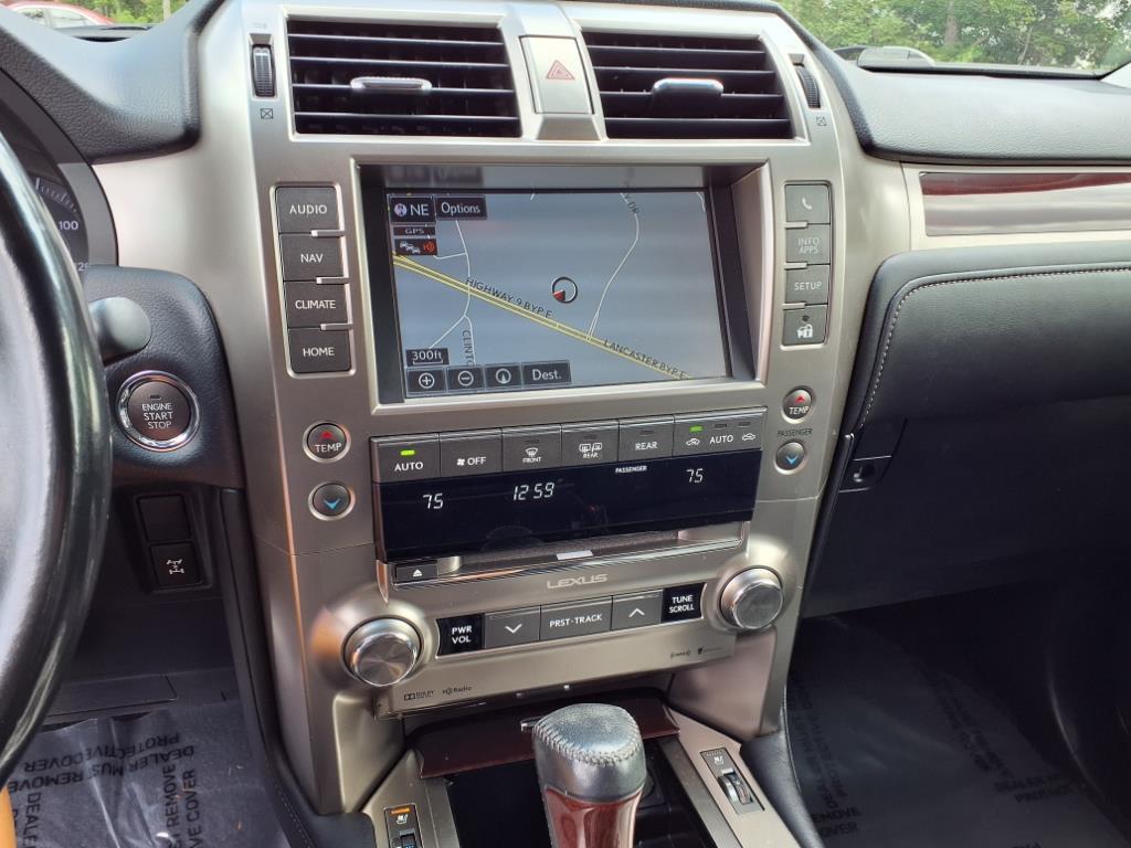 2017 Lexus GX 460 Luxury photo 8