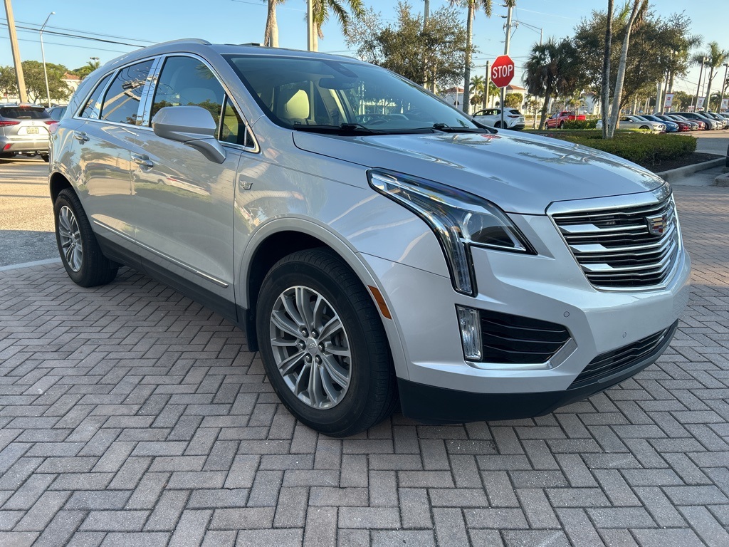 2017 Cadillac XT5 Luxury's photo