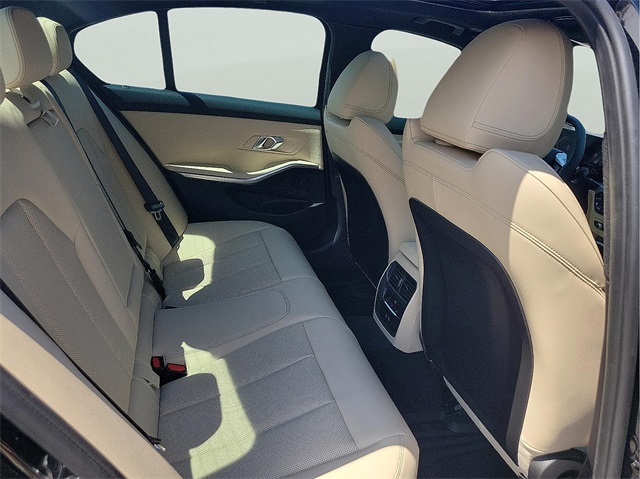 2025 Bmw 330i photo 17