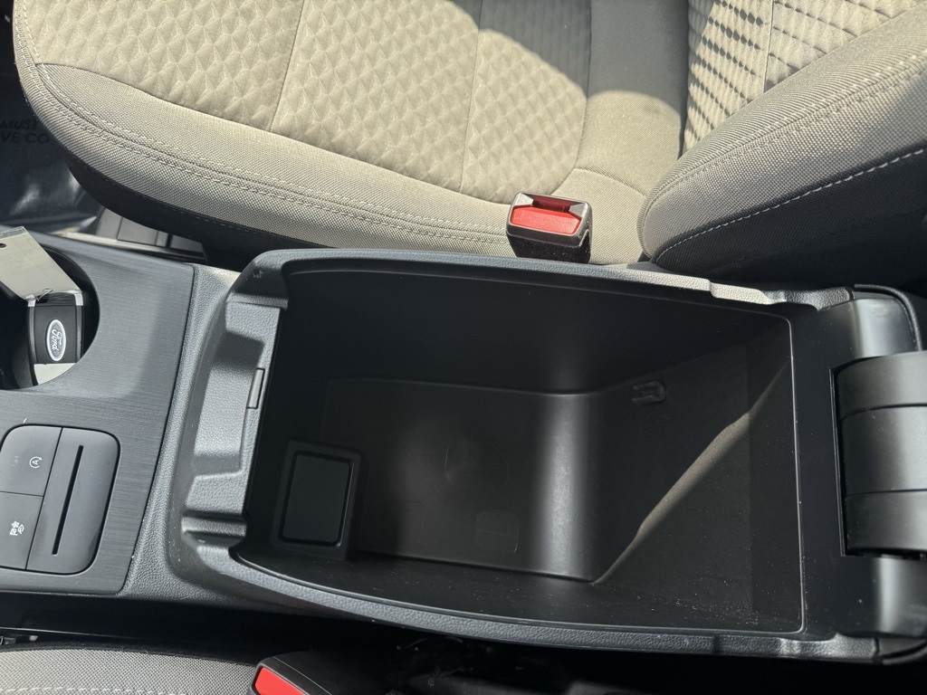 2022 Ford Escape SE Sport photo 31