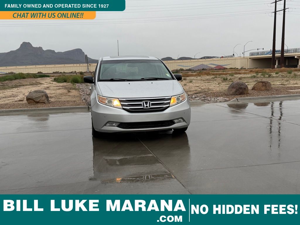 2012 Honda Odyssey Touring's photo