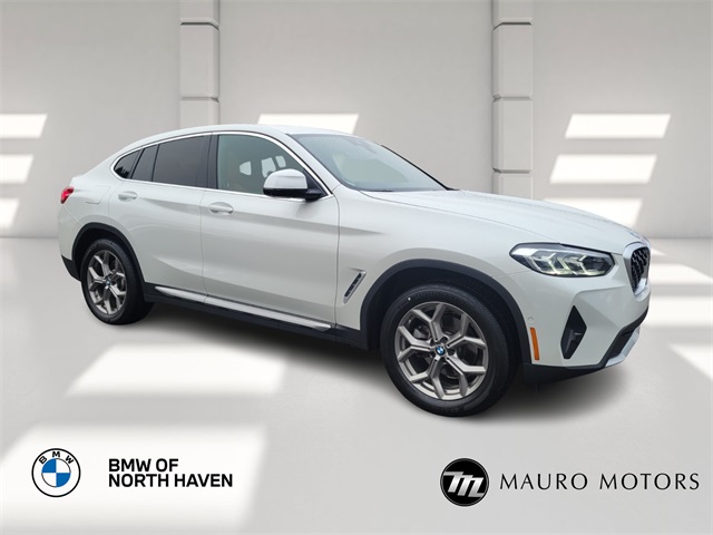 2024 BMW X4 30i's photo